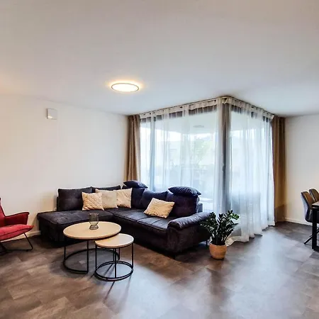 Hillshome - 84m2 Moderny S Terasou Aj Saunou