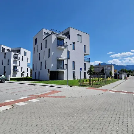Apartment Hillshome - 84m2 Moderny S Terasou Aj Saunou *